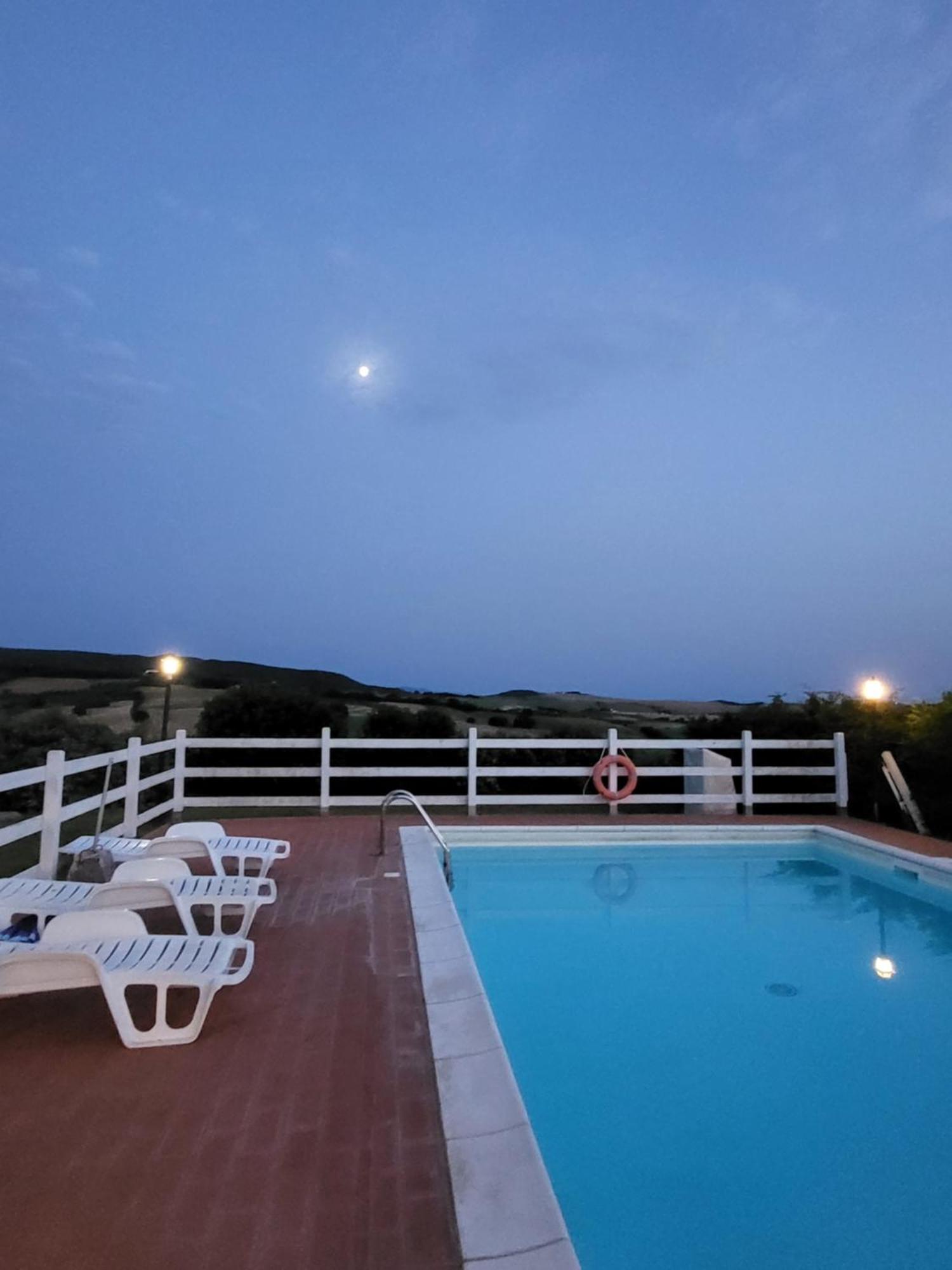 Casale Poggio Meone Apartamento Santa Luce Exterior foto