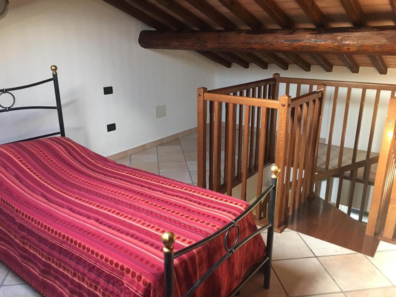 Casale Poggio Meone Apartamento Santa Luce Exterior foto