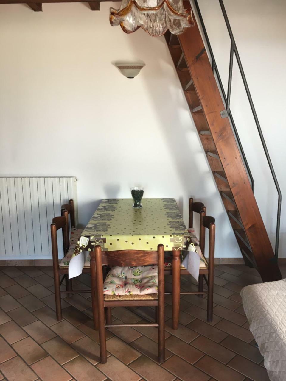 Casale Poggio Meone Apartamento Santa Luce Exterior foto